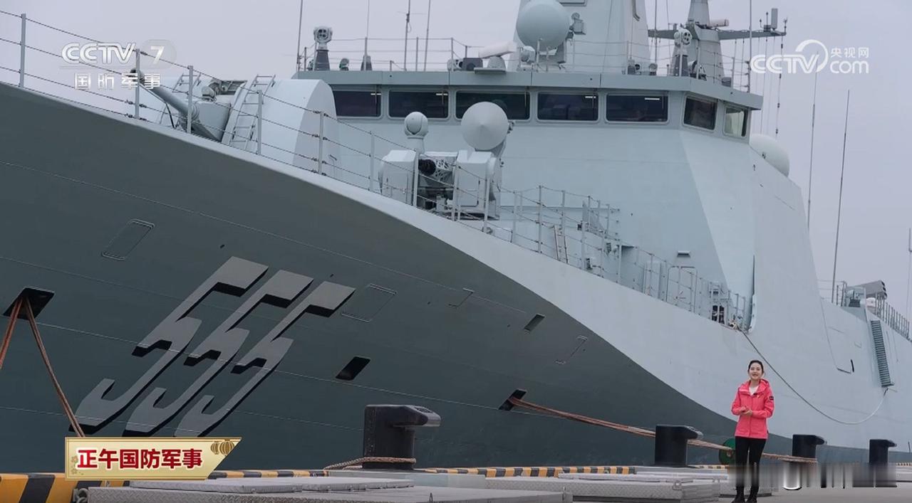 事实证明，只要军宣拍摄技术过硬，054B照样能比055大​​​