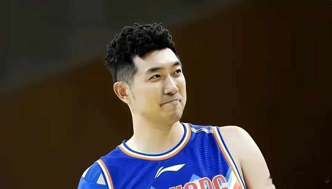 替吴冠希说句话，相比较以往几个赛季，新赛季的吴冠希已经非常认真非常卖力了，球员的