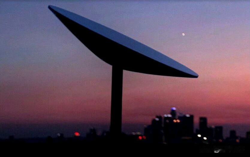 大国在俄罗斯的帮助下对伊朗进行了“致盲”Starlink的演习英国伊朗裔记者普