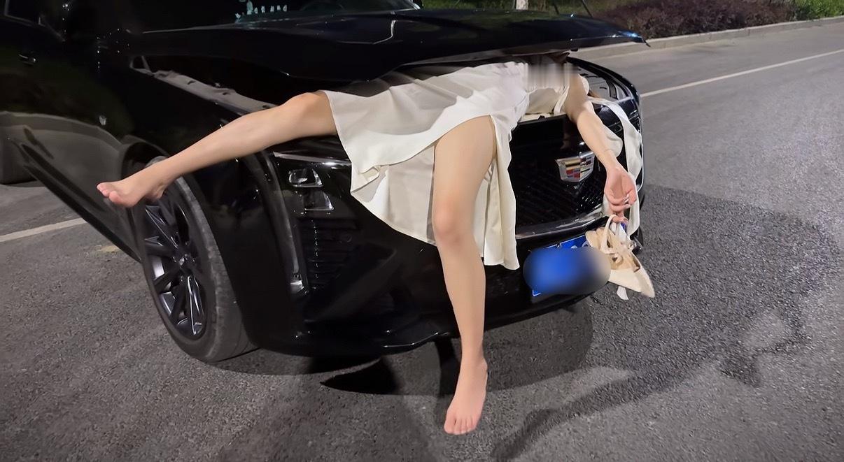 还是凯迪拉克车主会玩