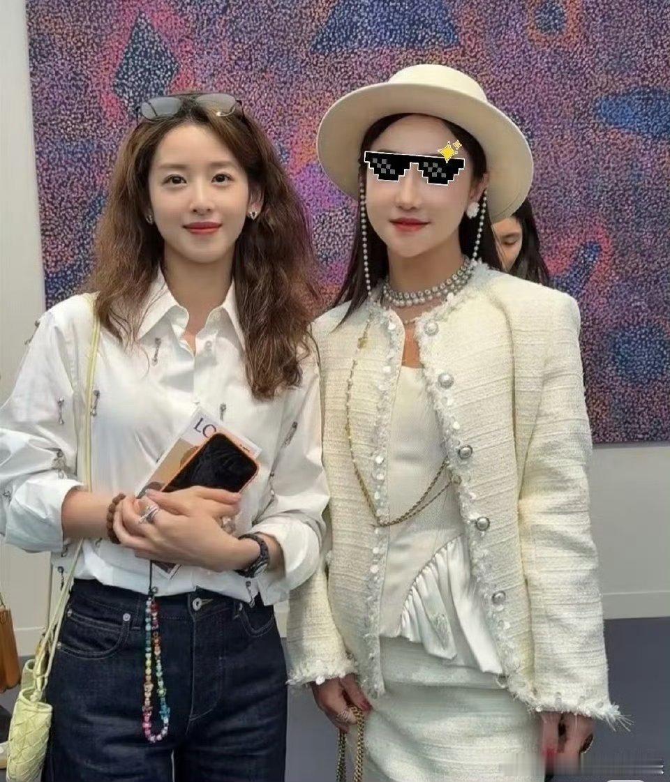 章泽天烫头需谨慎颜值这么高完全不影响的,感觉她任何发型都很好看。不过这个烫发技