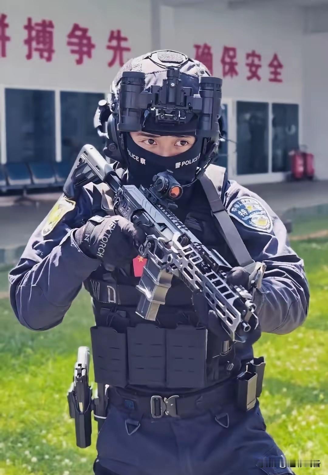 171型冲锋枪：79式这老登真的太难杀了！！！网络上曾流传这样