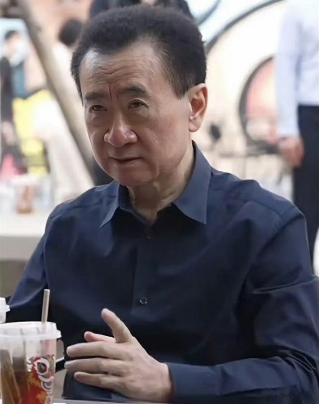 万达赎回一座万达广场释放什么信号太诡吊了！万达集团近日发生了一件特别诡异的事件！