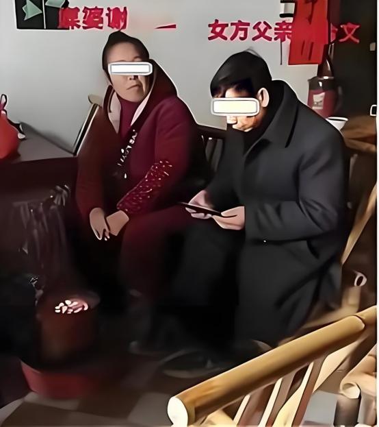 枉为人父！湖南娄底，亲爸收下92000元彩礼，成功把存在智力缺陷的14岁女儿嫁给