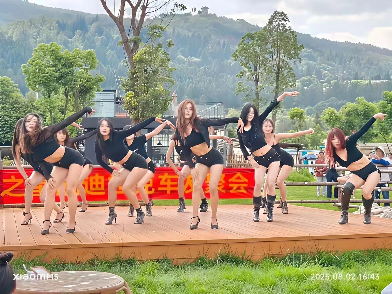 凯迪拉克不拉客，浴皇大帝的名号实锤了！[捂脸哭]