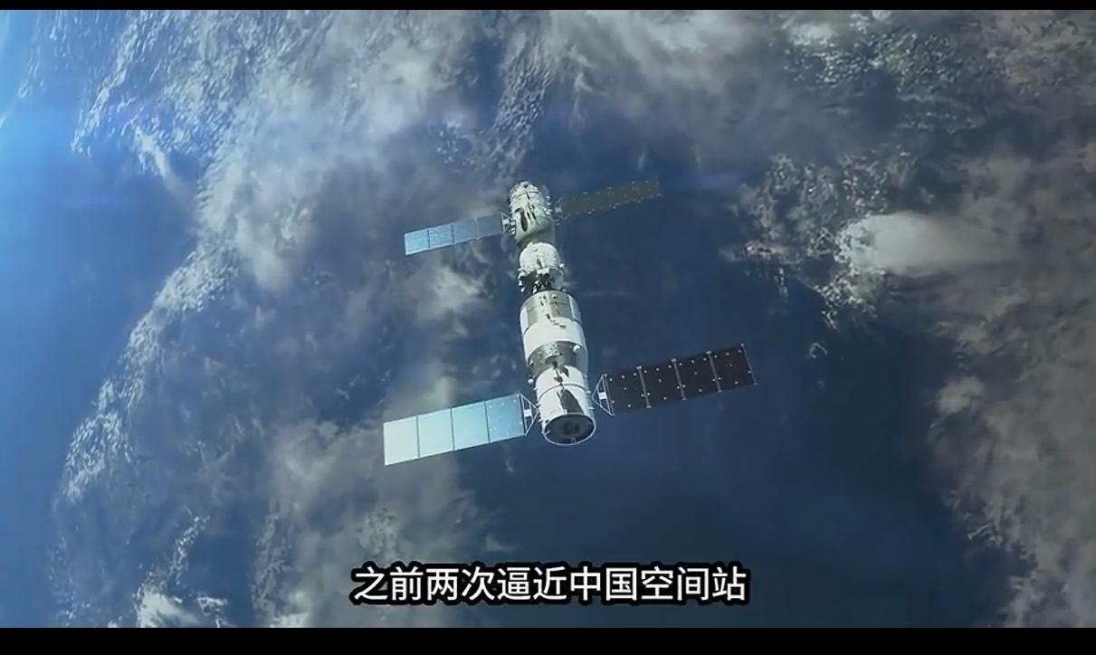 抢占太空轨道，星链超1.2万科遥遥领先，中国必须举国之力抢！院士讲到了