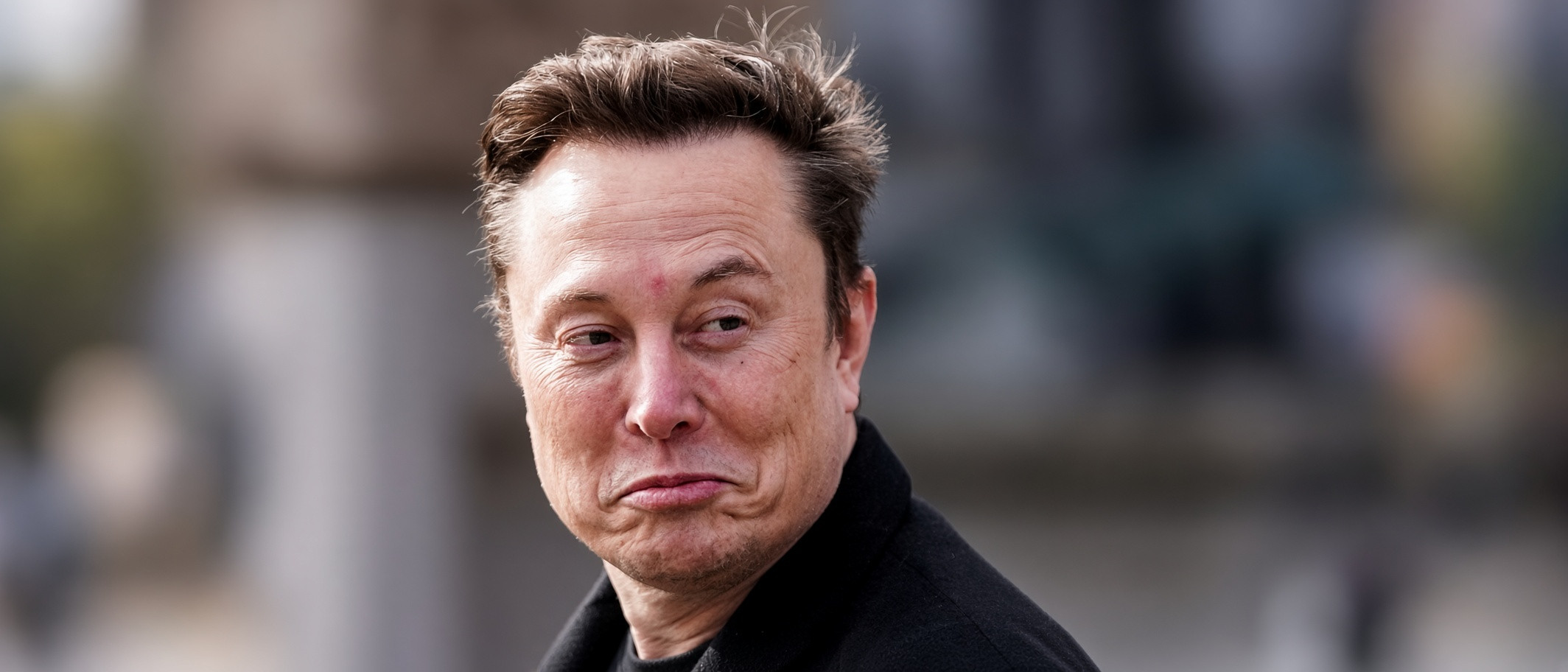马斯克放话星链印度低价入局，直戳安巴尼软肋10月11日，马斯克表示，SpaceX