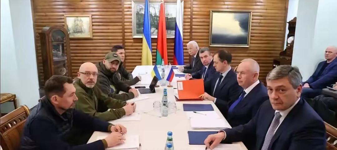 散了散了，乌克兰选择了！乌克兰宣布同意签署和平计划了！但搞笑的是俄罗斯让它不许跪