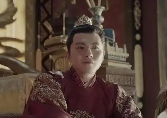 1402年，朱棣率军攻入南京，俘虏了朱允炆的生母吕氏。他看到吕氏摔倒在地，他连忙