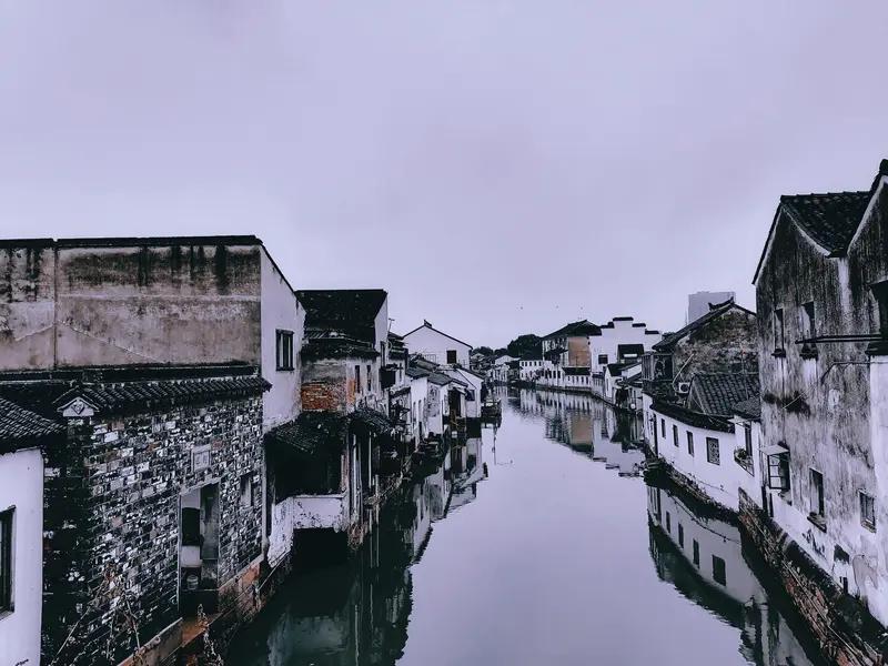 今年春天最想实现的心愿今年春天，我最想实现的心愿就是能去一趟江南水乡。一直听闻