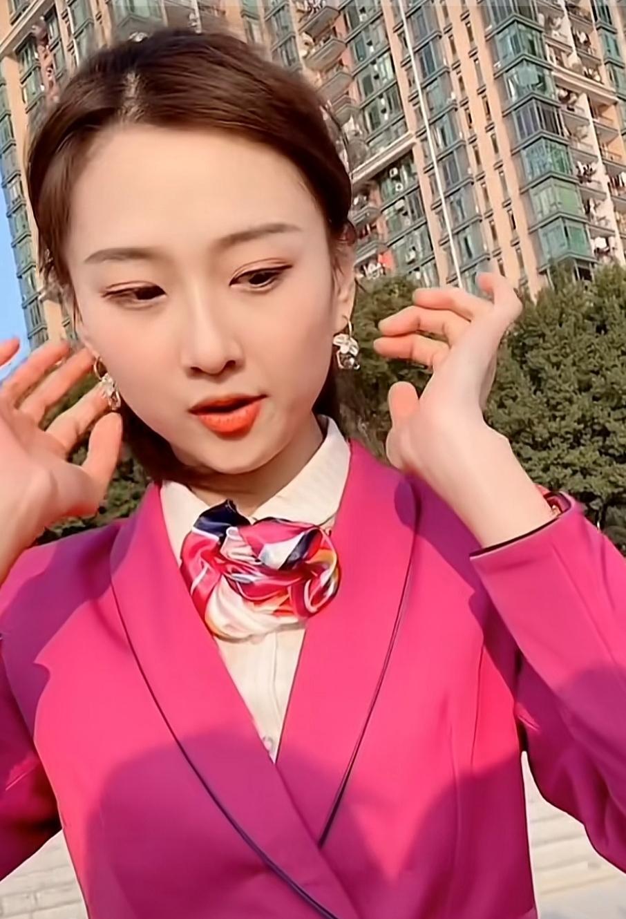 空姐 车模苏宁 车模鱼乐圈