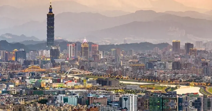 出口是中国经济遮羞布? 全网都在喊, 可一查才知道, 有人动了手脚