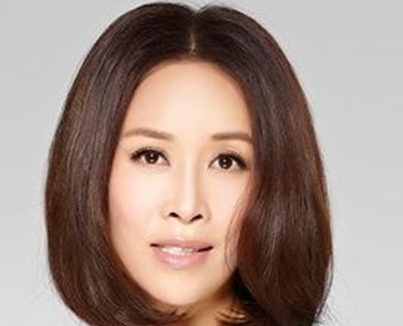 1991年，已出名的24岁的那英和23岁的当红新星蔡国庆拍摄《望春》MV时，那英