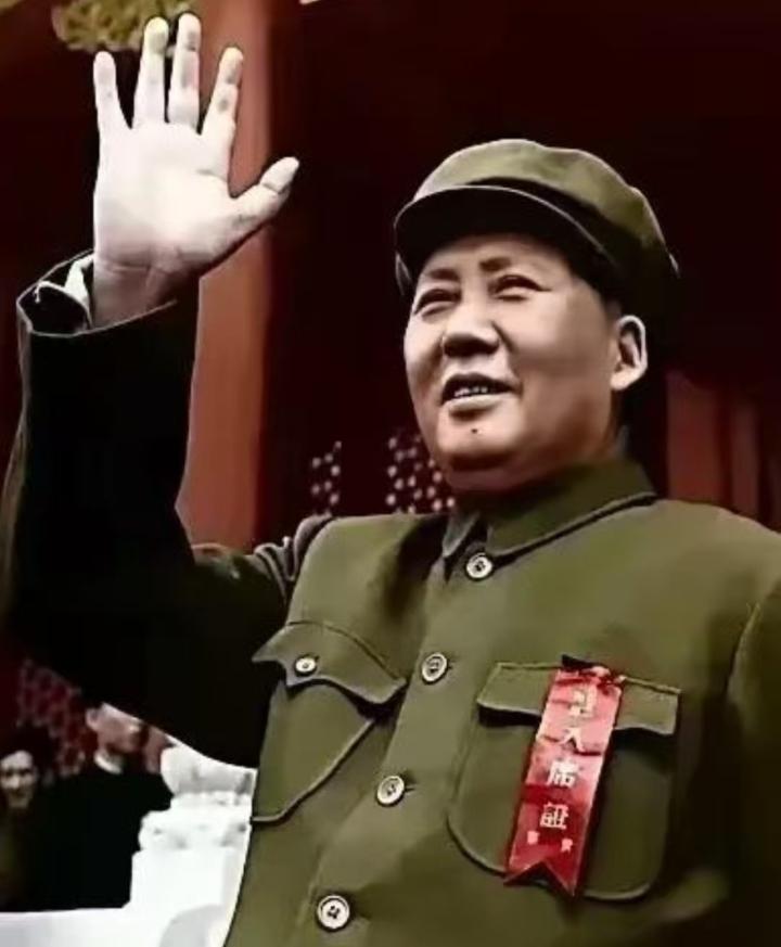今天党是的生日，回望百年征程，永远缅怀新中国的伟大缔造者！回望1921年，一
