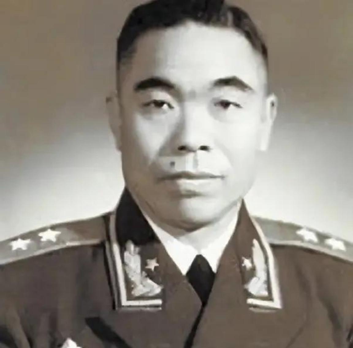 当败退台岛的老蒋，听到曾泽生在朝鲜战场上把美军打得跪地喊娘的时候，他怎么也想不明