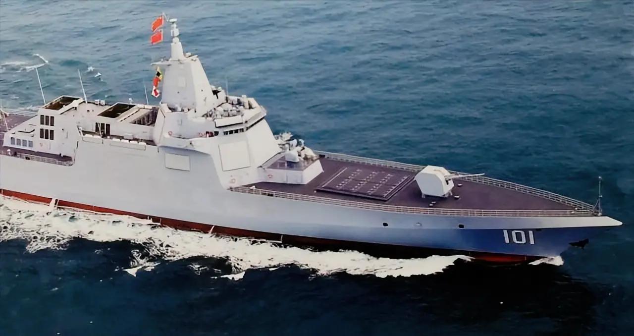 中国为什么没有巡洋舰？很多不知道055大驱是个什么概念，就这么说吧，要是中国拥有