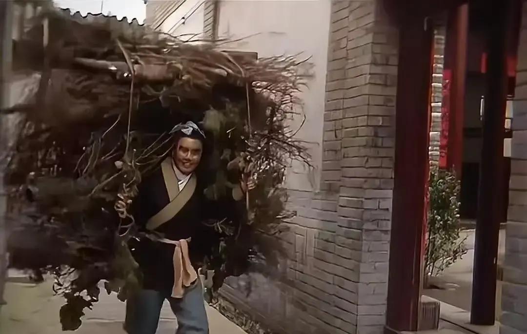 86版《西游记》差点把演员熬成真人版八十一难。马德华演猪八戒那会儿，是真扛着3