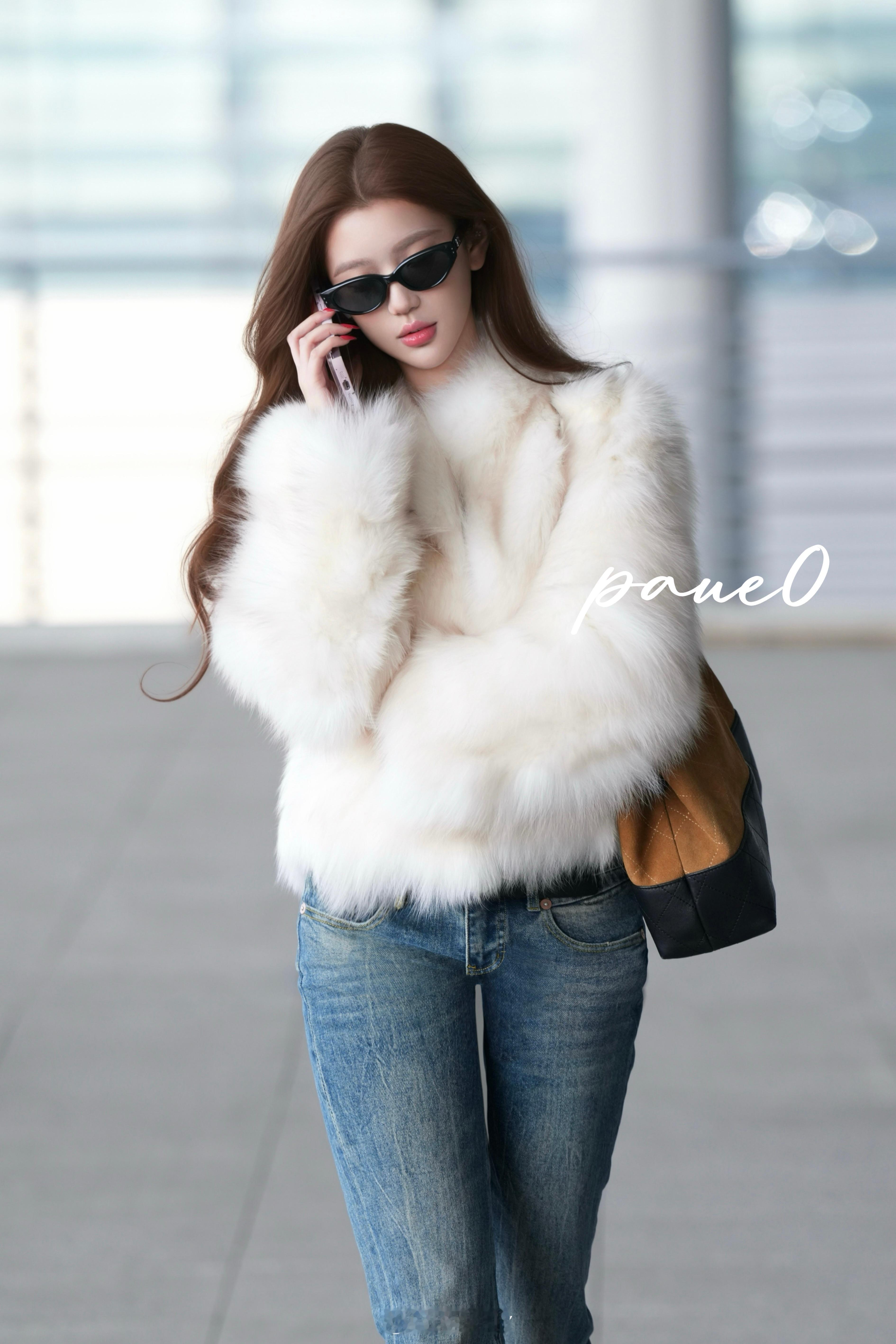 公司的摄像团队好强半个小时拍了三个人都出片了