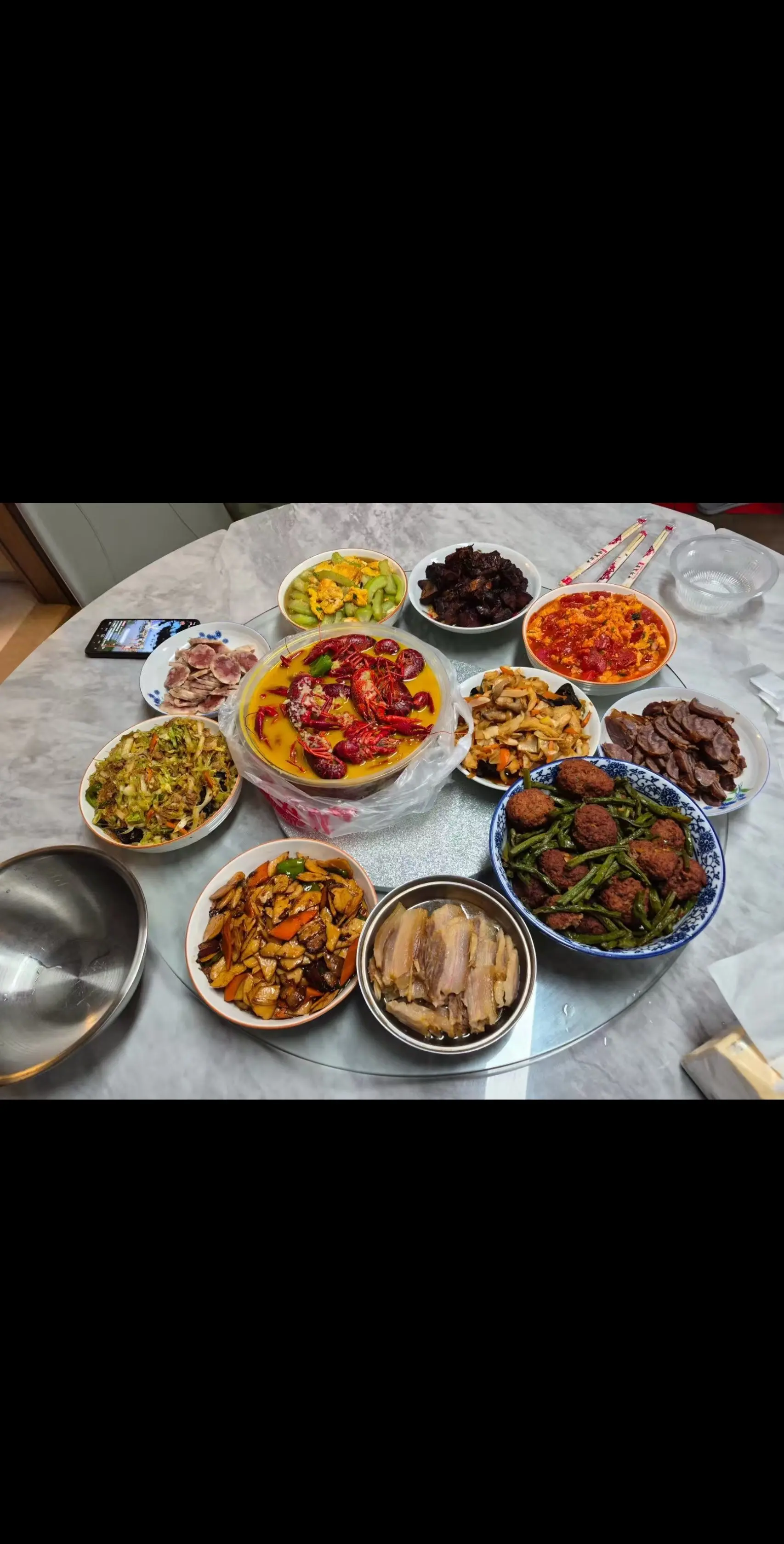 离开南京妈妈做一桌菜 离开温州妈妈做一桌菜 在妈妈的眼里，我们永远是让...