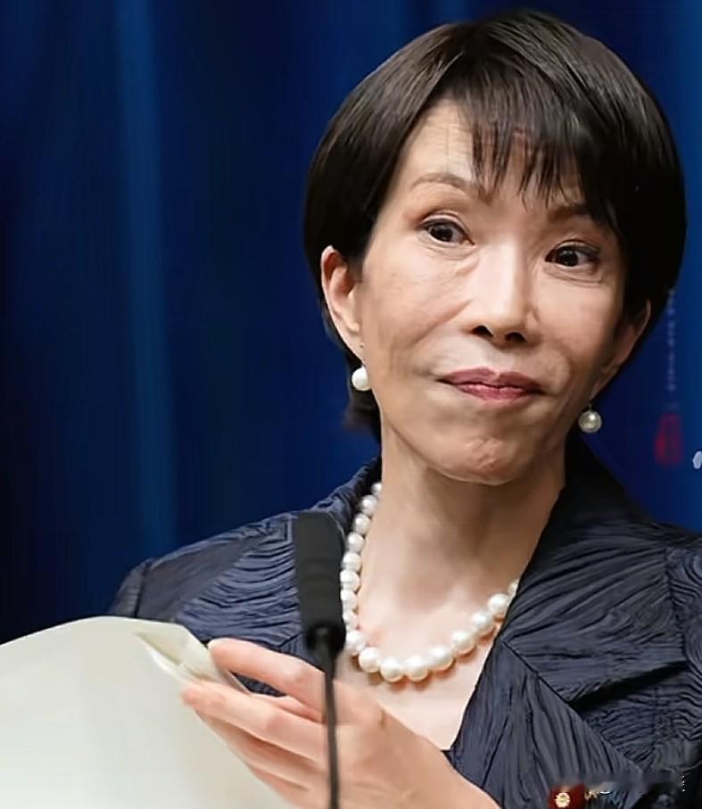 憋了这么多天，高市早苗“不忍了”正式做出回应据日本共同社消息，十一日，高市早