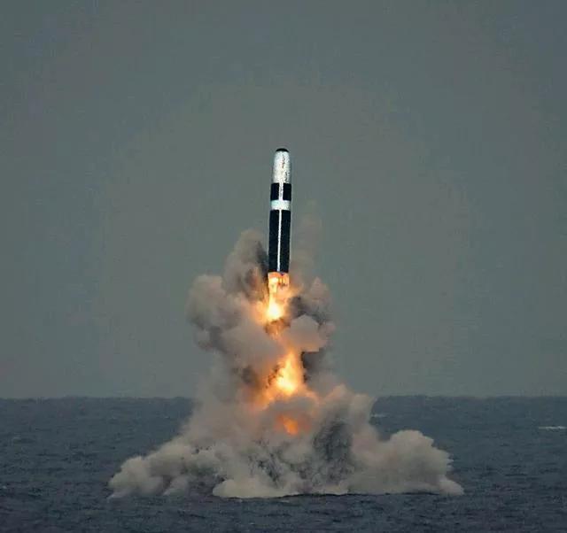 《费加罗报》报道，当地时间11日，法国新任国防部长沃特兰，在接受采访时证实，巴黎