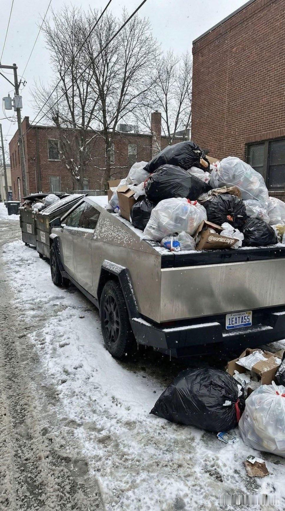 美国司法部2月14日突然致函国会，公布了一份爱泼斯坦案相关人士名单，瞬间引爆舆论