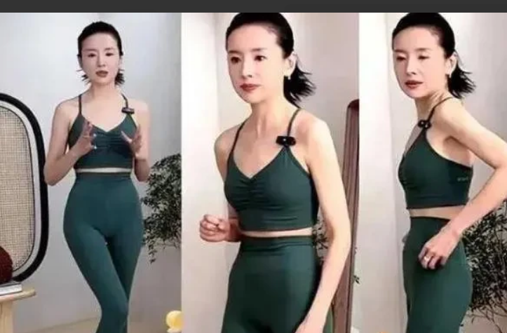 你们发现了吗？小S女儿办画展，在接受采访的时候，她却一口一个姨妈这，姨妈那，姨妈