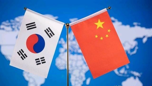 韩国对美国驻韩司令的言论表明态度了，韩国罕见表现强硬！根据法新社报道，在美国驻韩