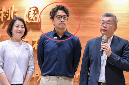 就在刚刚， “台独”分子沈伯洋发表声明， 7于29日，针对民进党代表团结