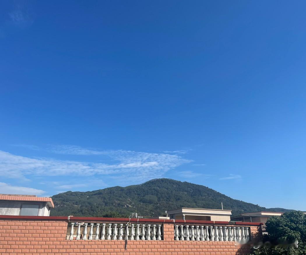 男人谈恋爱或结婚，一定不能找爱赌的女孩，也不能找身边有爱赌的朋友的女孩。一女子，