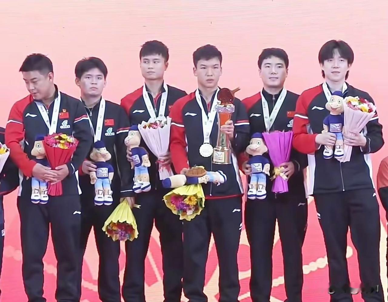 2. WTT男单排名出炉：王楚钦第1松岛辉空杀进前10：2025年11月WTT