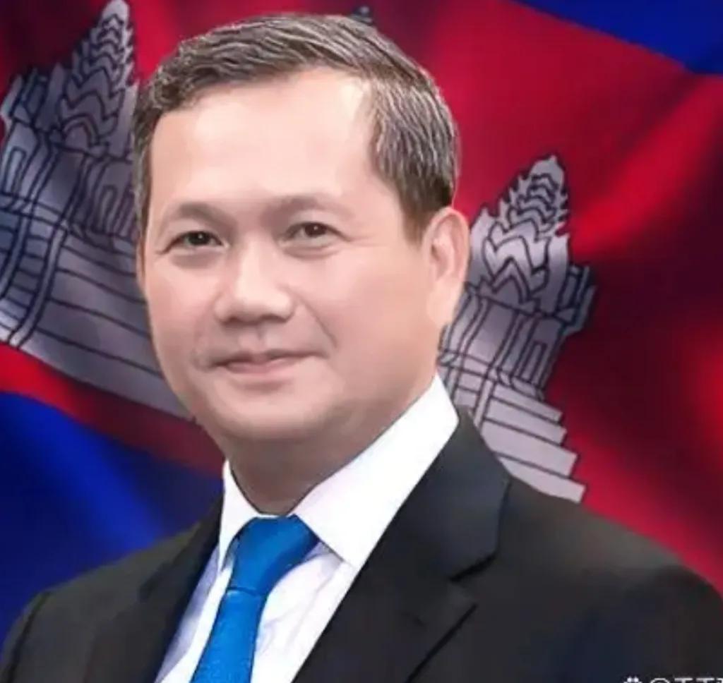 这回洪玛奈算是彻底清醒了，甚至哪怕有一点脸红都正常。之前拼命