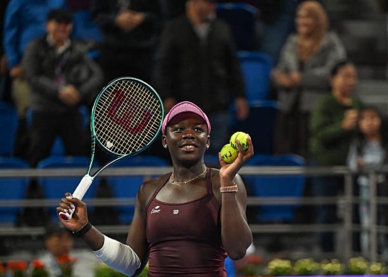 姆博科🇨🇦6-36-2击败奥斯塔彭科🇱🇻✅她将在下周进入世界前10，