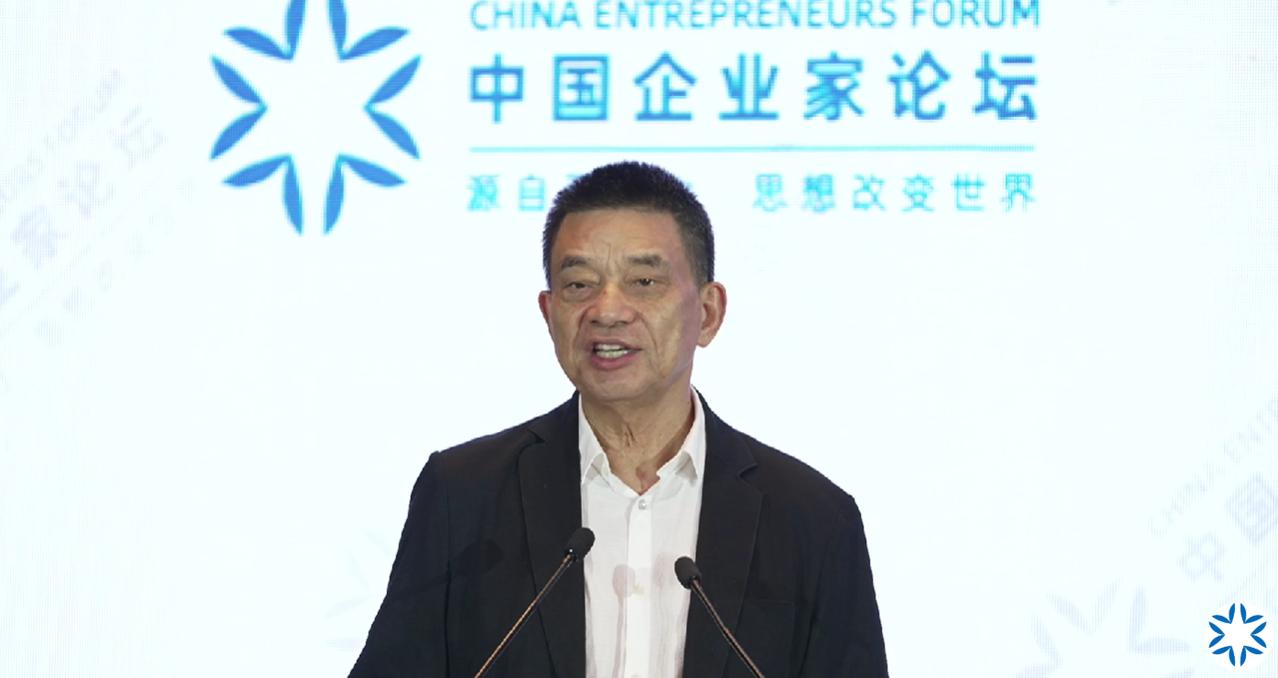 刘永好：困难期是磨刀期9月5日，在2026年亚布力论坛夏季年会上，新希望集团