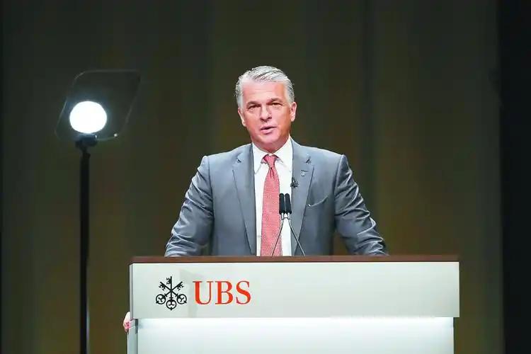 百年金融帝国崩塌！瑞士如何亲手砸碎“保密+中立”两大金字招牌？提起瑞士，你