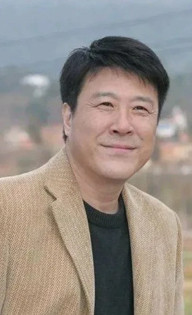容颜易老，表情比容颜更忠诚《长安的荔枝》中胡人苏谅的扮演者是吕凉，一开始真是看