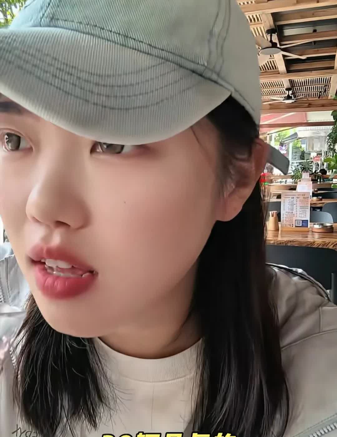 这次必须余承东余总亲自出马给交付了，华为粉丝“张大大大美女”个人一次定了30台尊