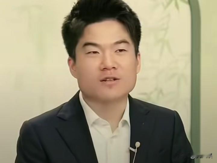 真是几家欢喜几家愁！甄选那边闹哄哄的主播离职风波让本来已经趋于稳定的直播间雪上