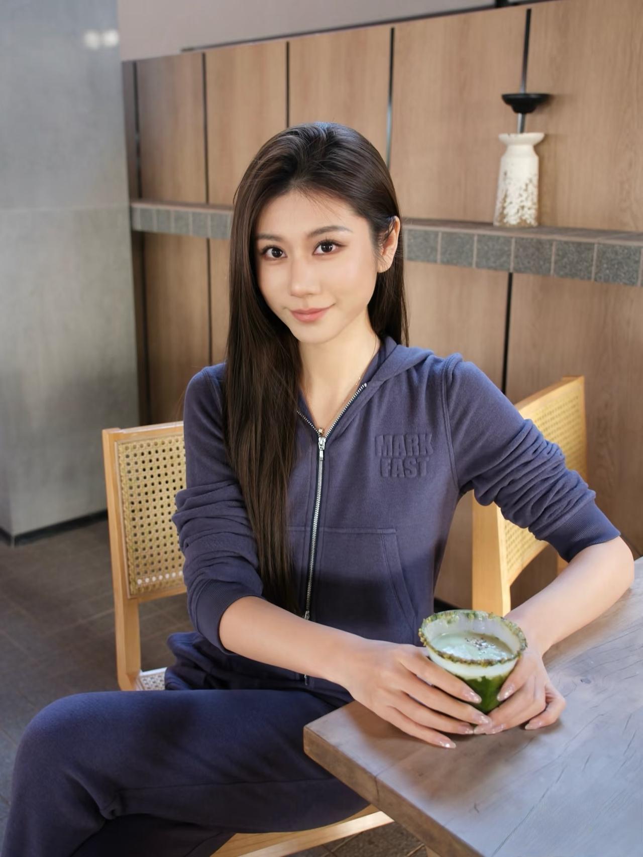 什么样的女人算自然美