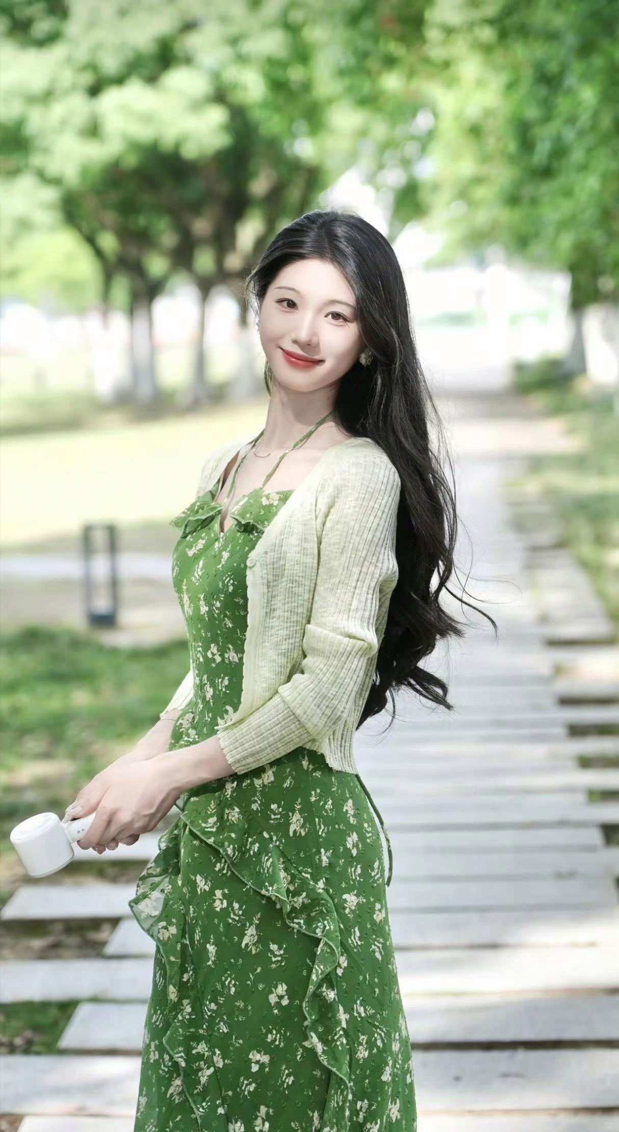 随风摆动！