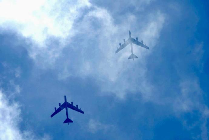 针锋相对，寸步不让！中方直接对美军B-52H轰炸机出手，菲律宾大失所望。最近