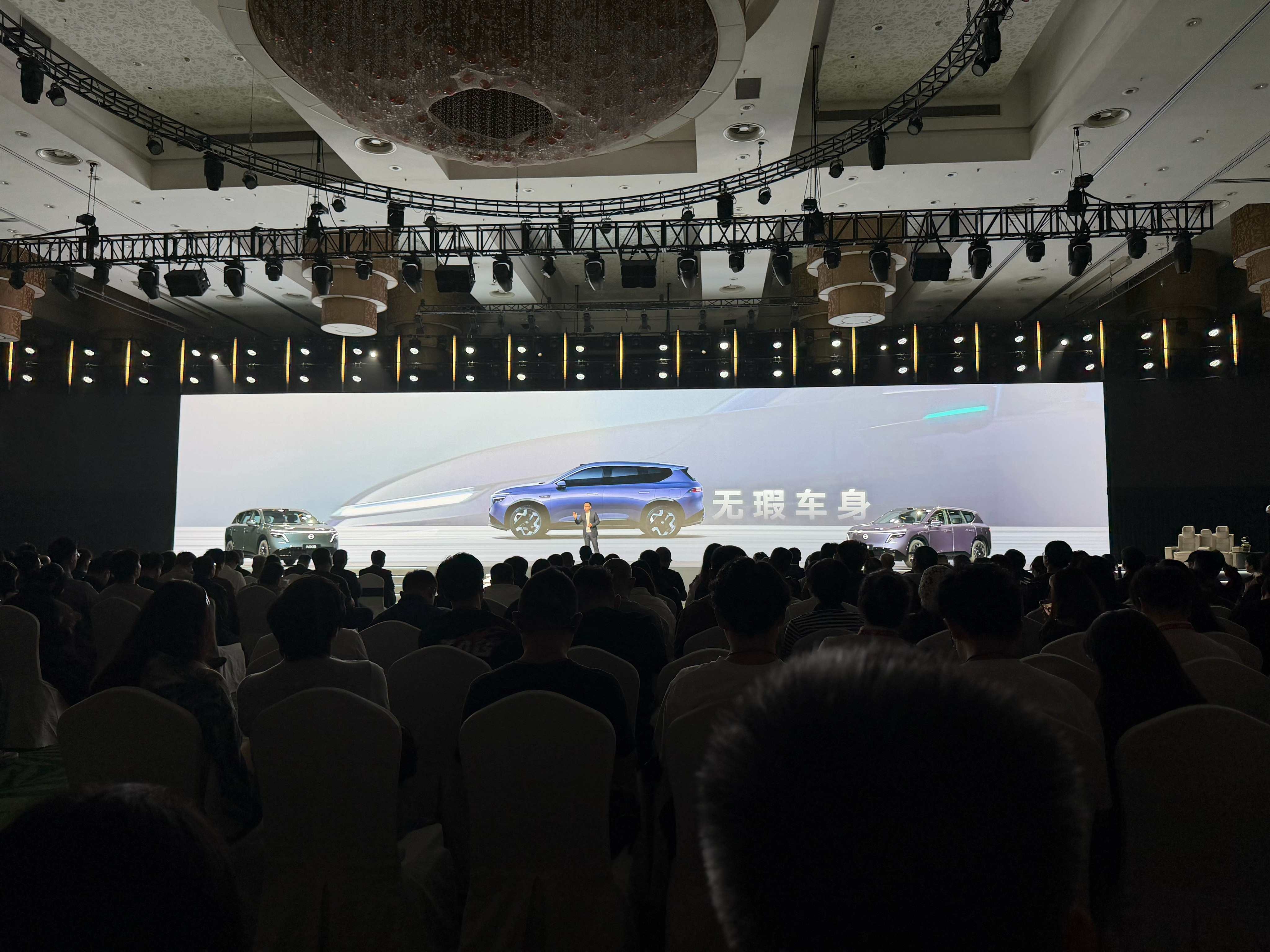 NX8是东风日产第一款有城市NOA和高快NOA的车型，合作伙伴依旧是Moment