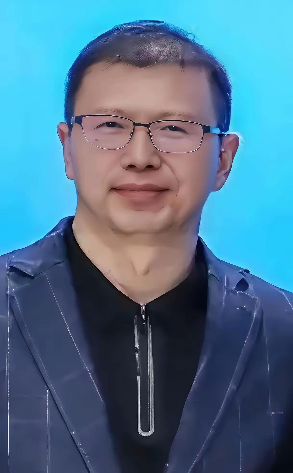刘耀文，赵贵西安赛格的幕后老板和合作伙伴西安赛格国际中心严某坠楼事件持续发酵