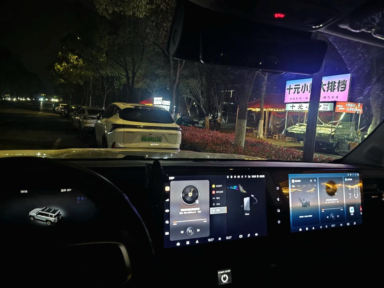 我以前跟广大网友的想法是完全一样的，但是并没有讽刺的意思，那就是我也认为北汽确实