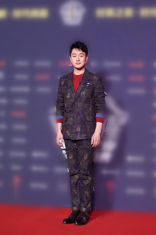 今年好多人感觉秋天格外短，直接从短袖过渡到秋裤。气象数据也证实了这一点，9月下旬