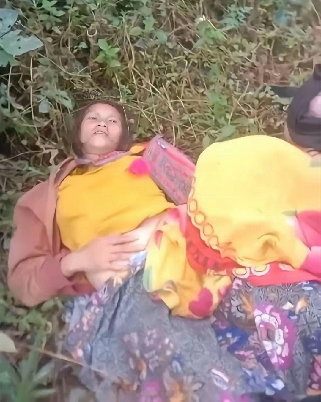 迎接新生命，每一步都充满挑战与惊喜。途中急产，父亲双手托起初啼的宝宝，爱与责任在