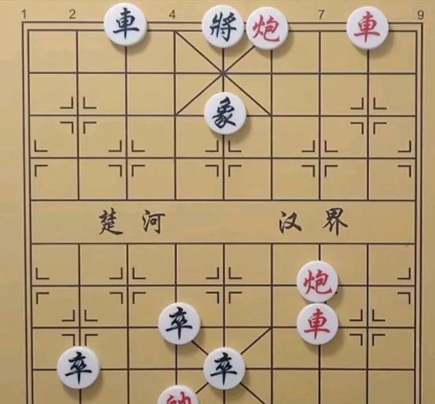 专业棋手跟业余棋手就是不一样，这棋业余棋手看都不看，先干一炮，把黑方的车打掉再说