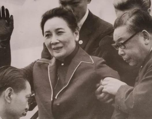 宋美龄106岁逝世，临终前曾哭诉最对不起3个男人，他们究竟是谁？宋美龄是近代