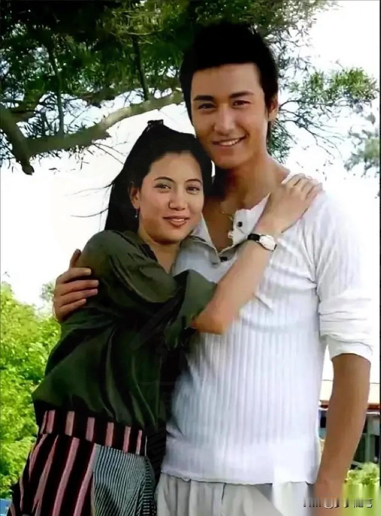 我算是知道什么叫审美断层了。刷到这张老照片，妈耶，一口气差点没上来。没特效
