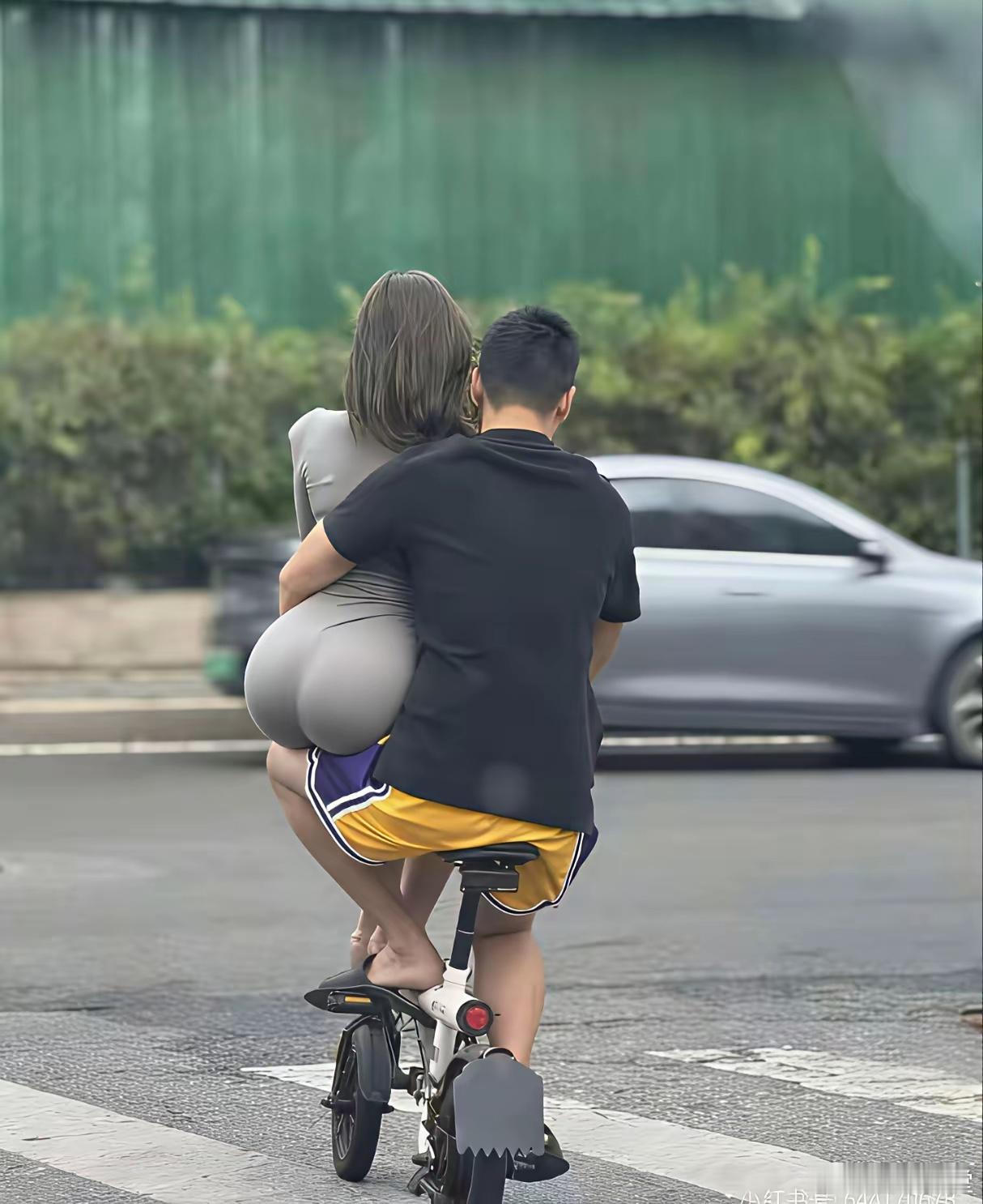 湖密年度最佳背景，不接受反驳！